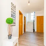 别墅 Casa Das Arvores By Algartur