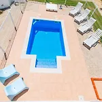 Casa Das Arvores By Algartur 카바나스데타비라